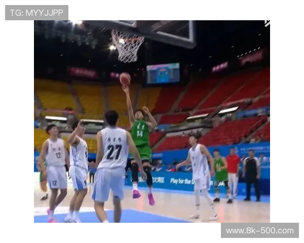 张陈治峰短暂登场显潜力，辽宁年轻球员获历练